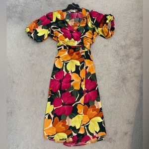 NWOT Dress Forum Floral V-Neck Wrap Midi Dress Large